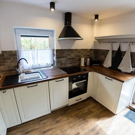 Lupus - Z Prywatna Sauna アパート