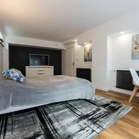 Apartman Lupus - Z Prywatna Sauna *