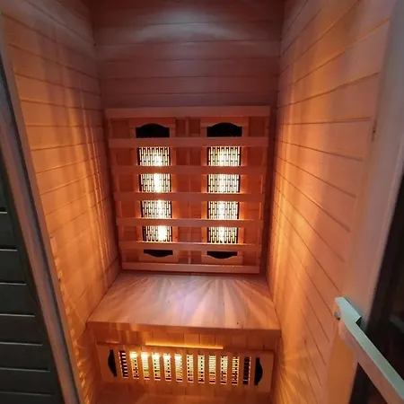 Lupus - Z Prywatna Sauna Apartman