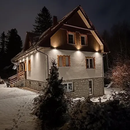 Lupus - Z Prywatna Sauna Apartman