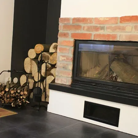 Lupus - Z Prywatna Sauna Apartman *